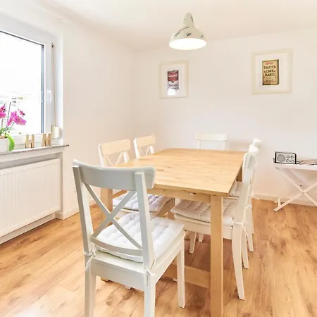 Hasenheide - Mit 3 Schlafzimmern Und Balkon Mit Landschaftsblick Apartment *