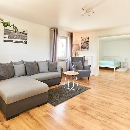 Hasenheide - Mit 3 Schlafzimmern Und Balkon Mit Landschaftsblick Rutesheim