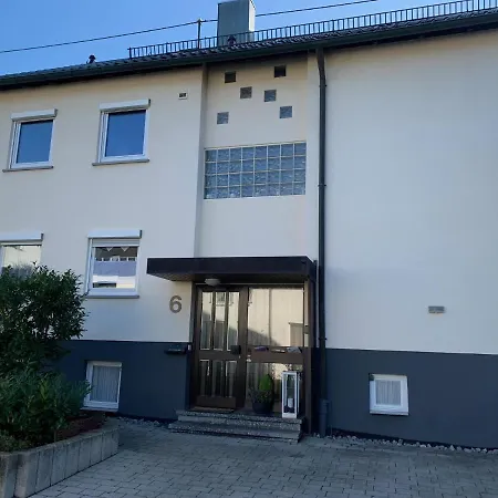 Hasenheide - Mit 3 Schlafzimmern Und Balkon Mit Landschaftsblick Apartment